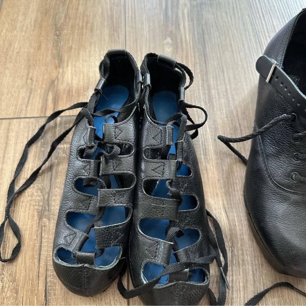 Irish Dance Leather Soft Shoe - Picture 1 of 5